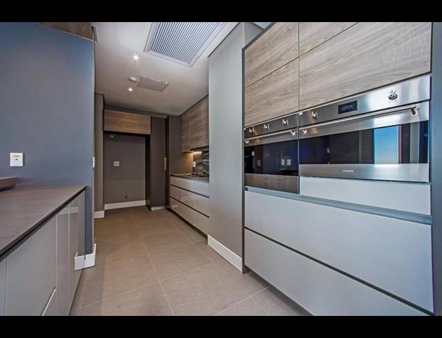 3 BEDROOM APARTMENT FOR SALE IN ROSEBANK